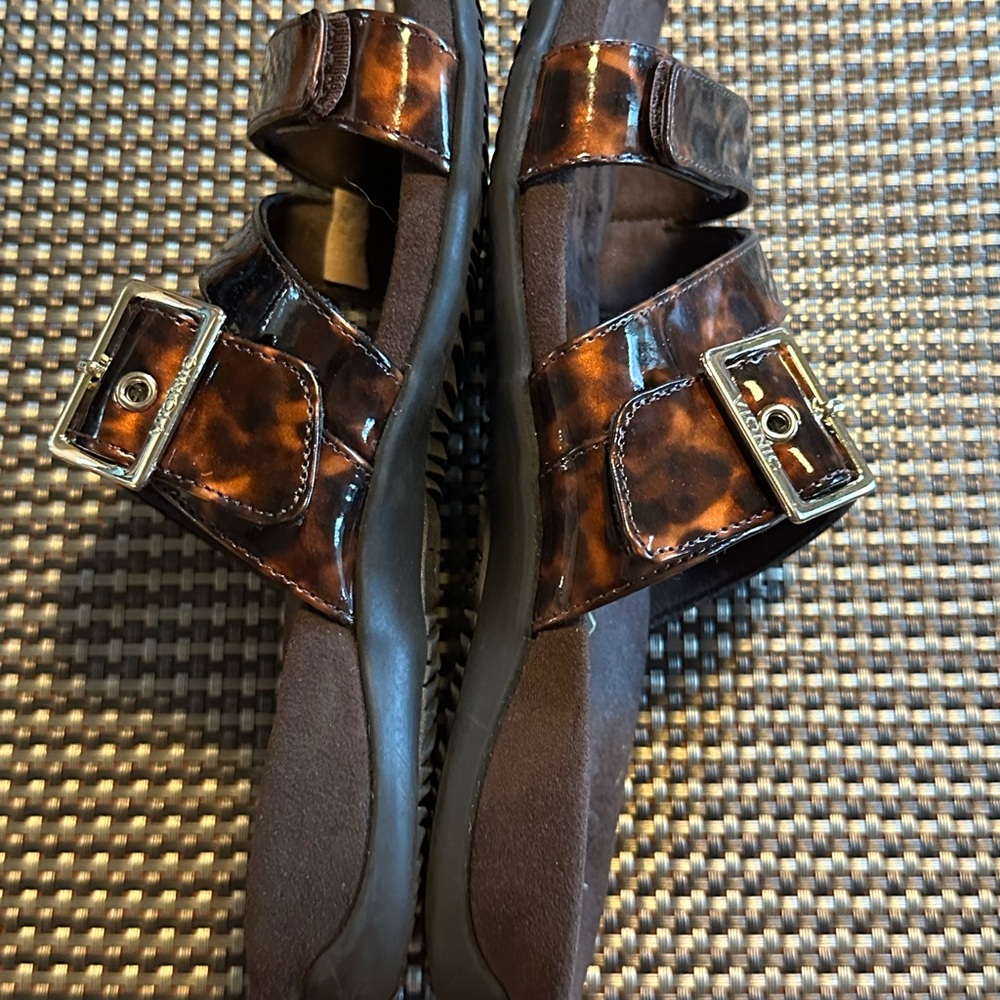 Vionic Brown Sandals - image 5